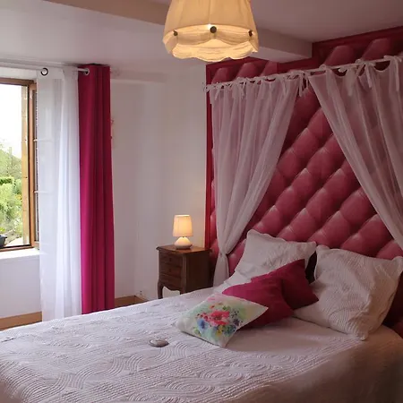 De La Ruelle Des Messes * L'Échelle